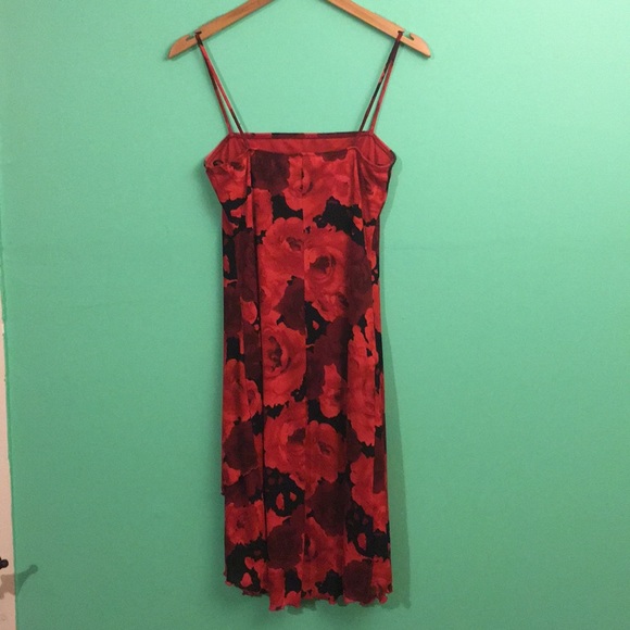 High low dress with roses pattern. Sz. M - Picture 2 of 5